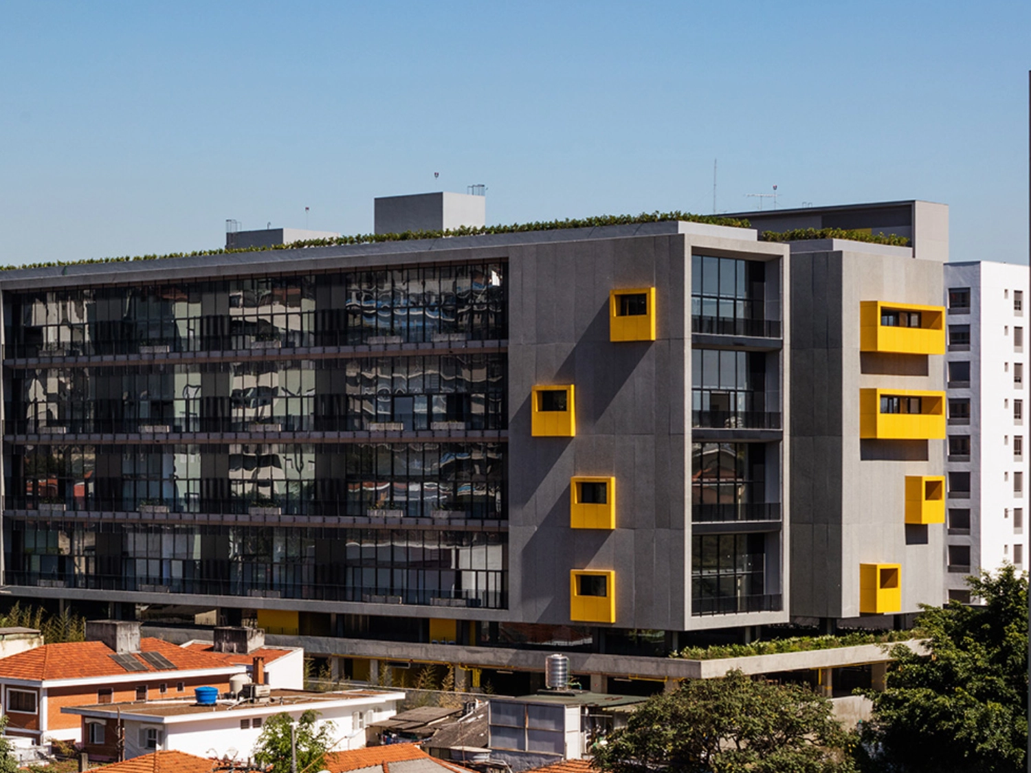 estruturas de construção feitas de produto Paíneis hpl