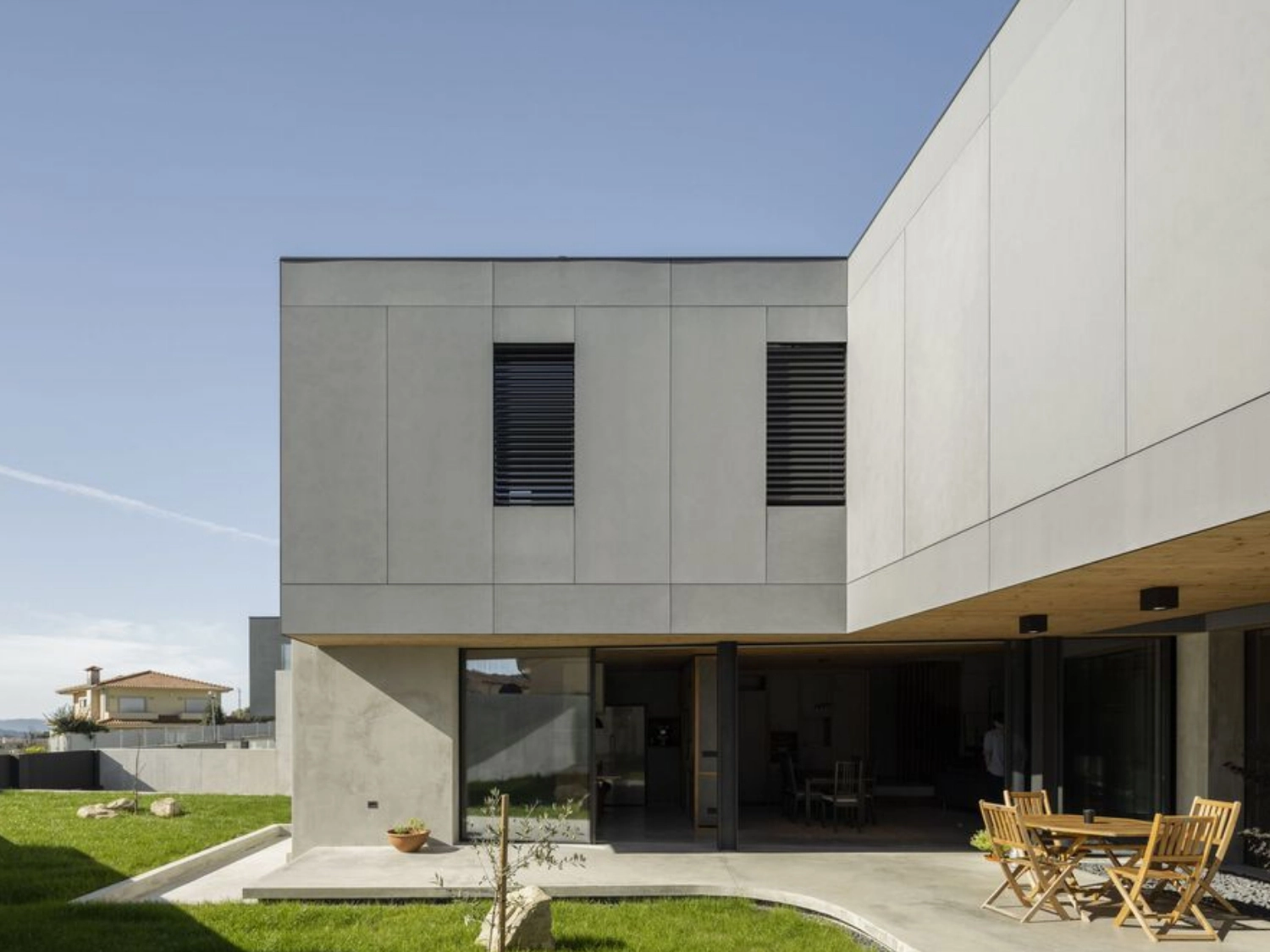 Product equitone in houses portugal